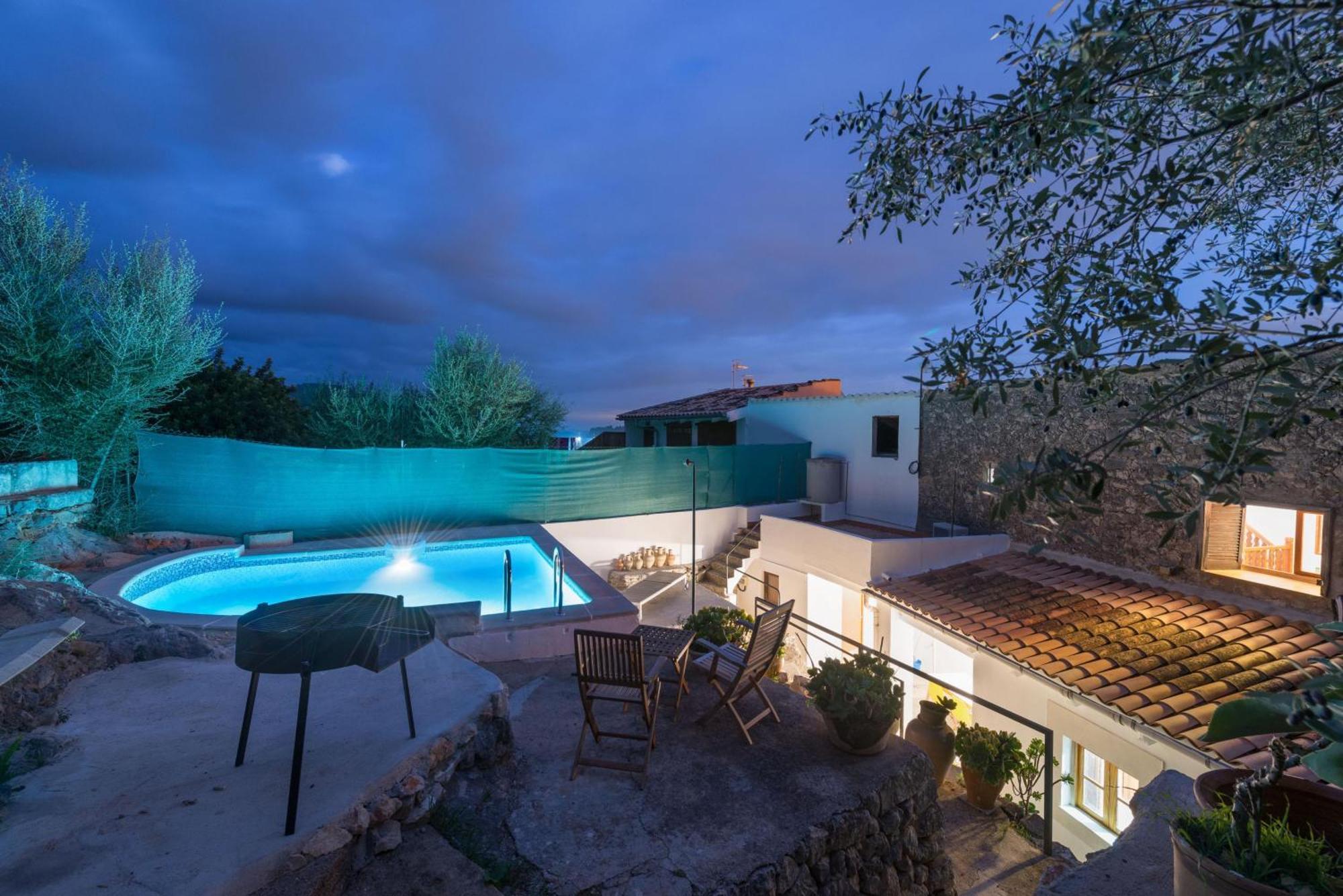Besso Mancor De La Vall Villa *