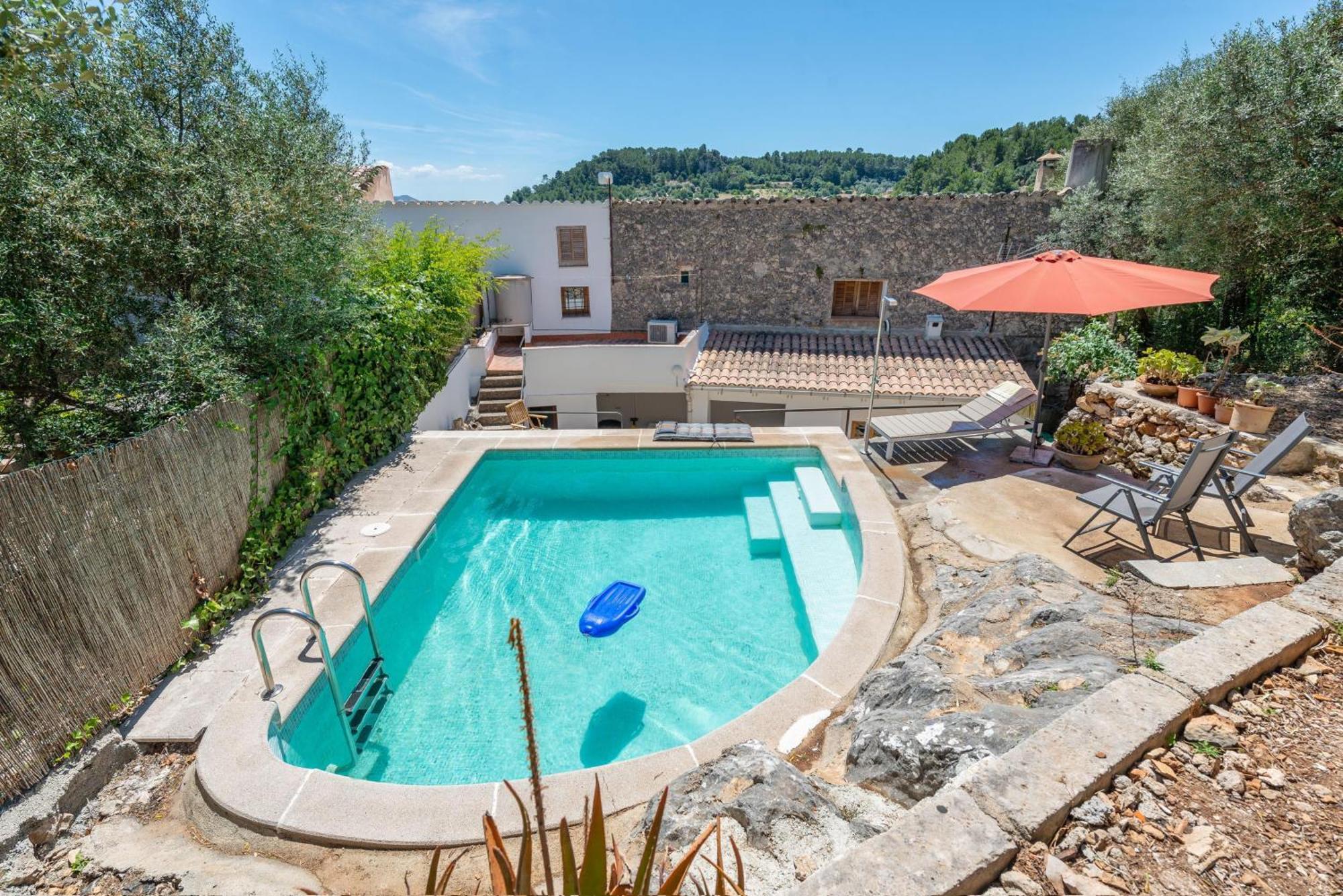 Besso Mancor De La Vall Villa